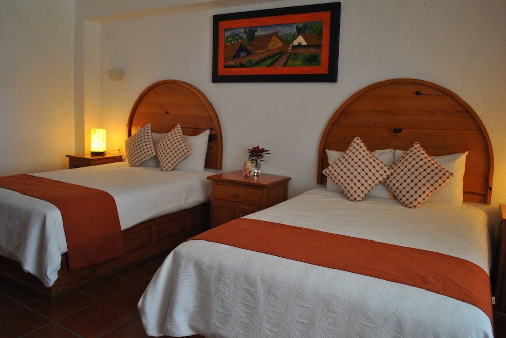 Traditional Room, 2 Double Beds photo 3