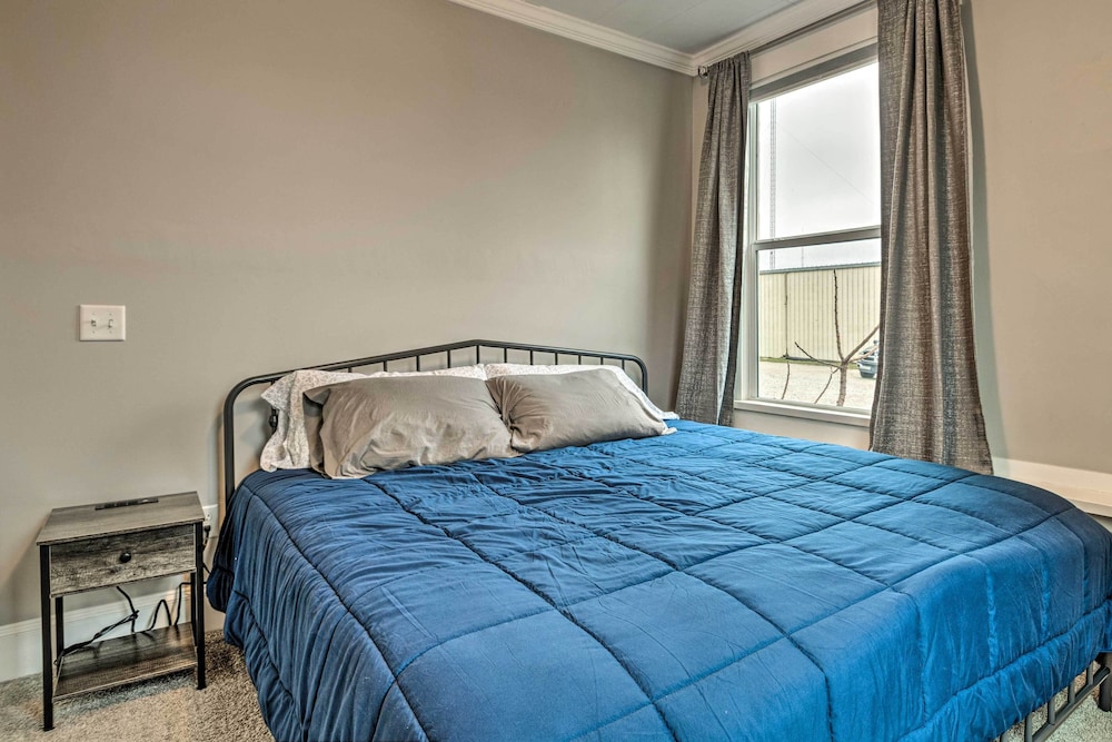 House (2 Bedrooms) photo 2