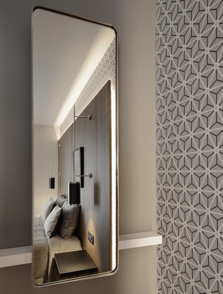 Executive Room, 1 Bedroom - Photo 8
