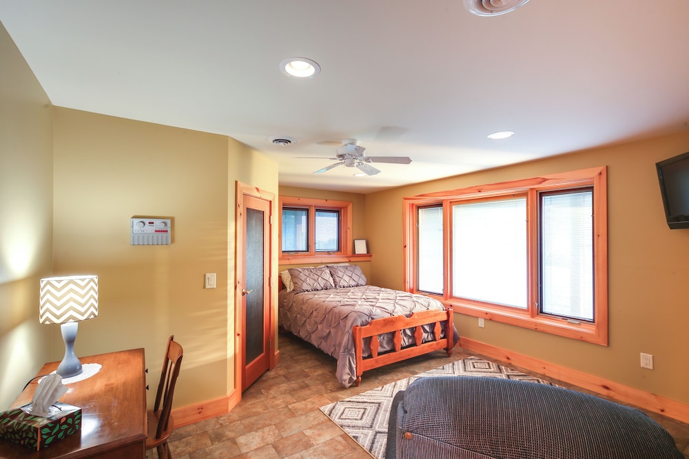 House (4 Bedrooms) photo 1