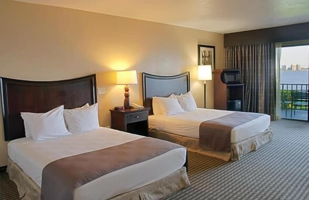 Standard Room, 2 Queen Beds, Accessible, Non Smoking (No View) - Photo 1