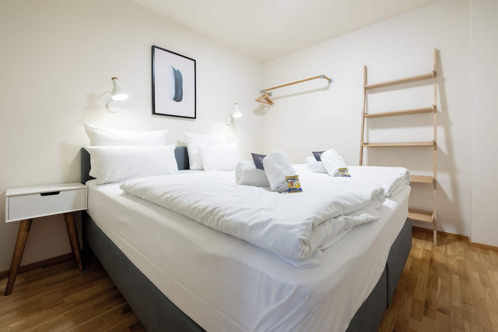 Deluxe Studio, Balcony, Courtyard View