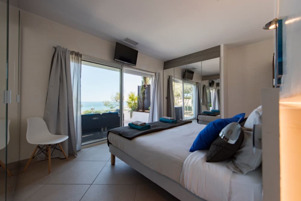 Family Room, Sea View (Parel) photo 1