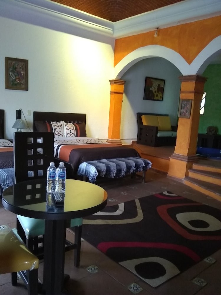 Suite photo 1