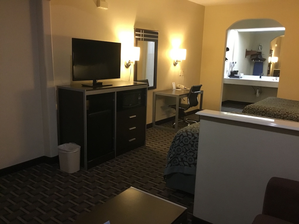 Days Inn & Suites by Wyndham Houston North - Spring, Foto 4