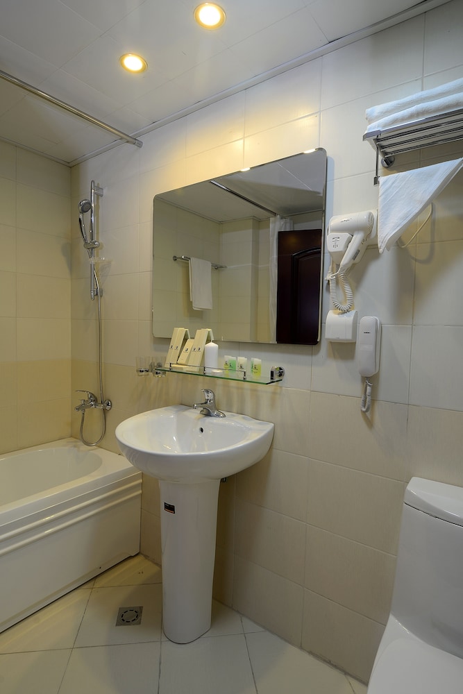 Standard Twin Room photo 2