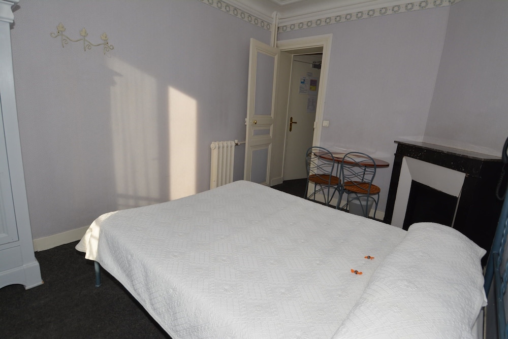 Double Room with Private Shower and WC photo 2