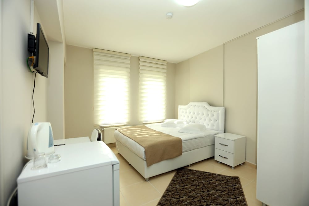 Standard Double Room photo 3