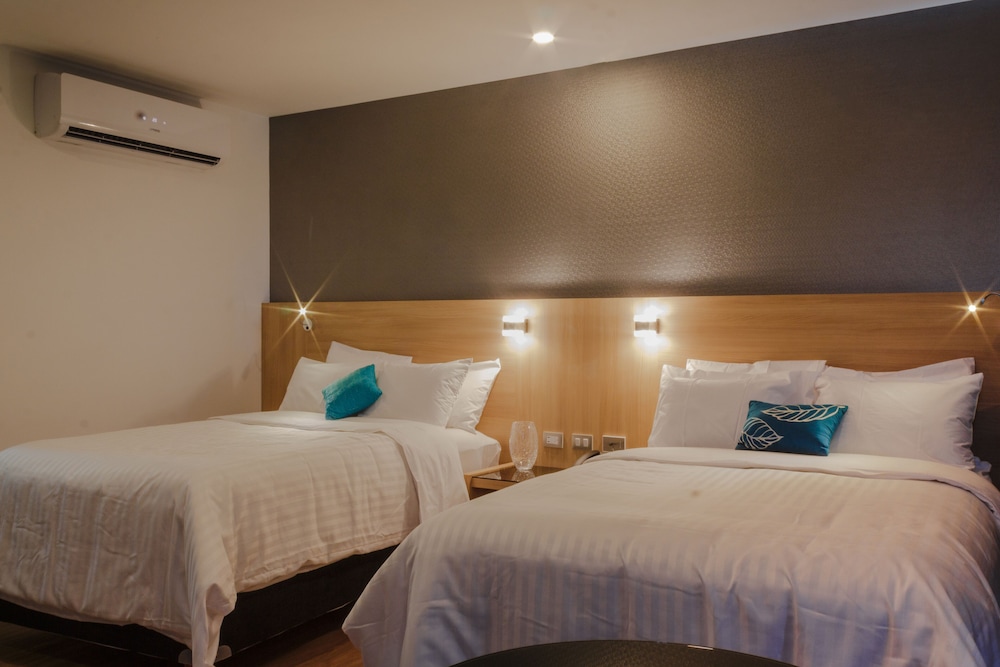 Standard Double Room - Photo 5