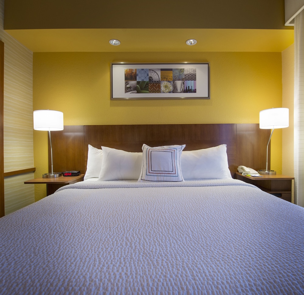 Room, 2 Queen Beds - Photo 2