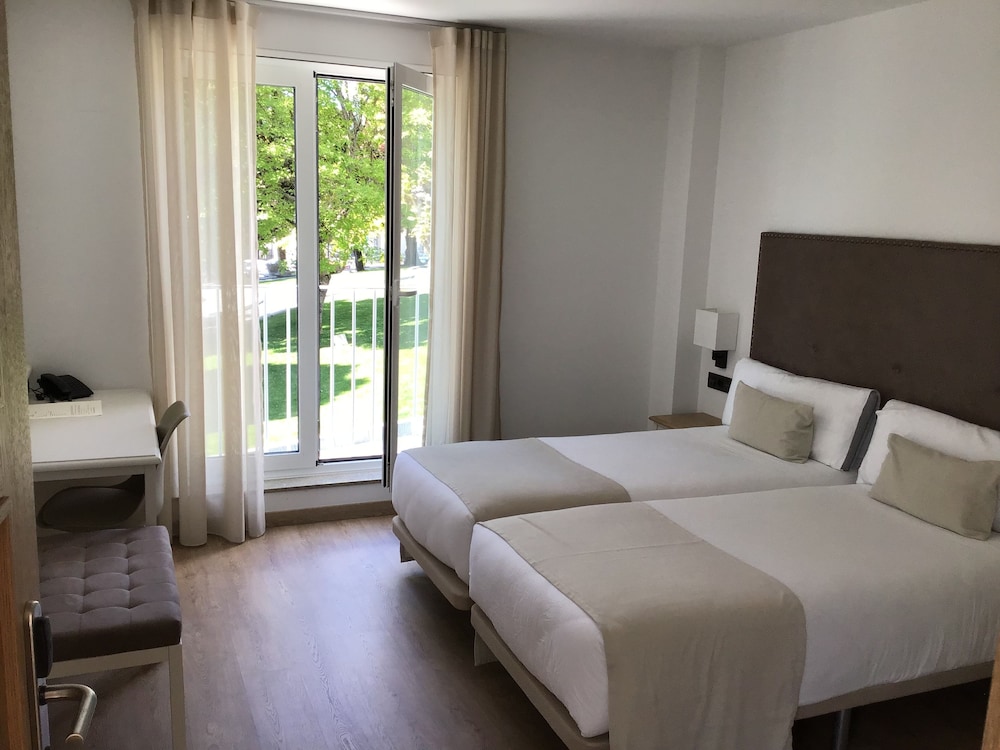 Comfort Double Room, 1 Queen Bed, Non Smoking photo 2