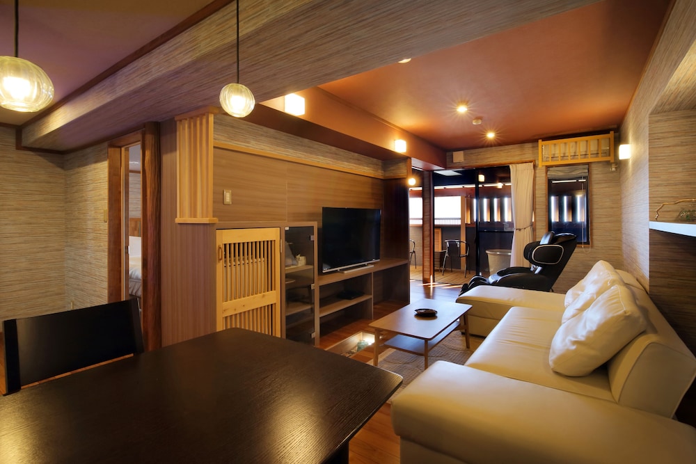 You: Royal Suite Room photo 2