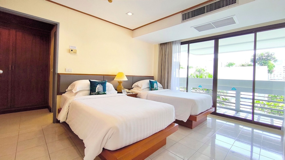 Family Suite, 2 Bedrooms - Photo 4