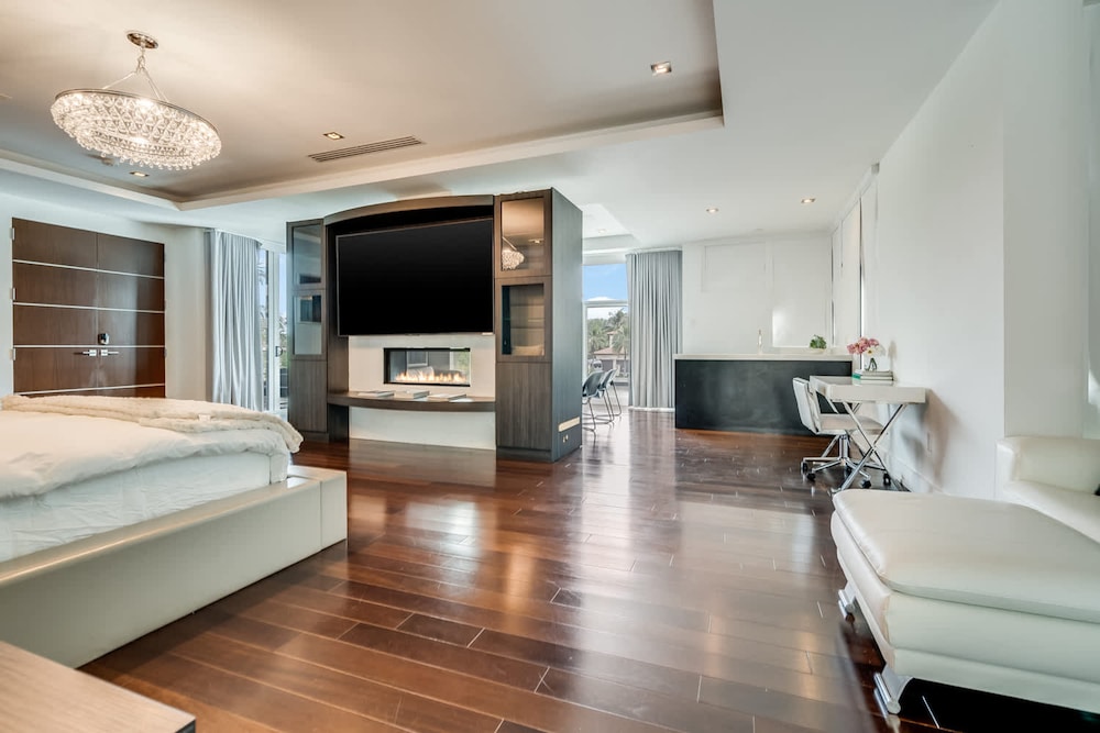 Modern Waterfront Mansion in the Heart of Las Olas Minutes From the Beach, Bilde 16