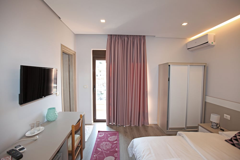 Double Room, Balcony