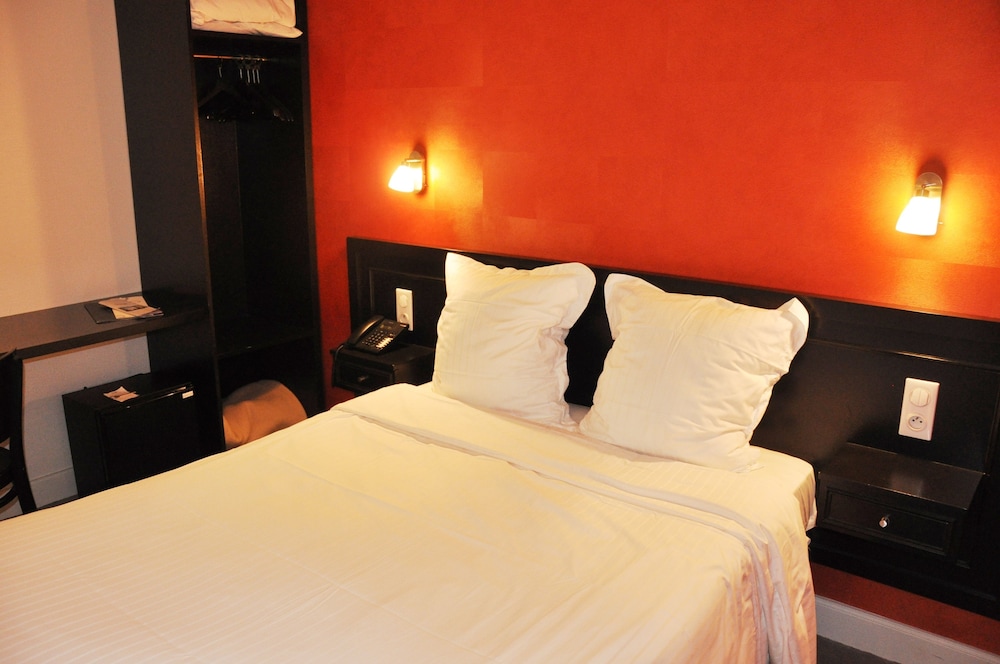 Standard Double Room photo 2
