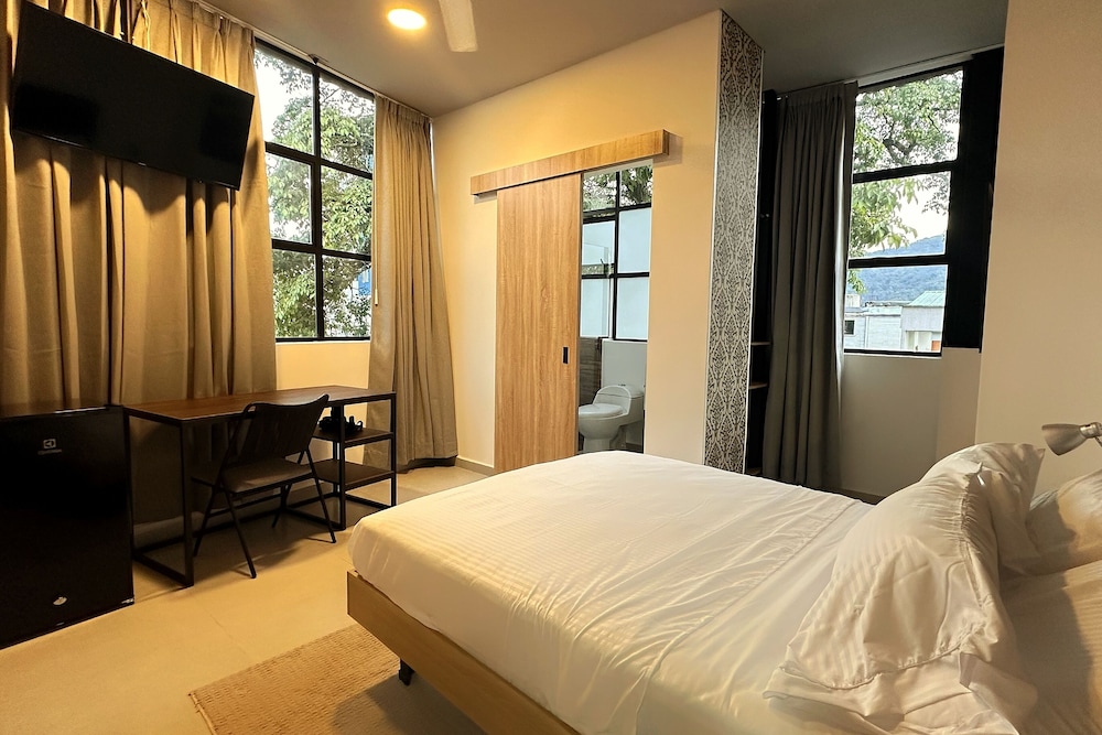 Superior Room, Air conditioning, City View