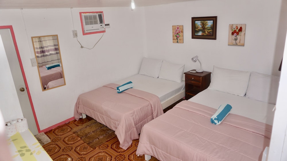 Semi-Deluxe Room - Photo 1