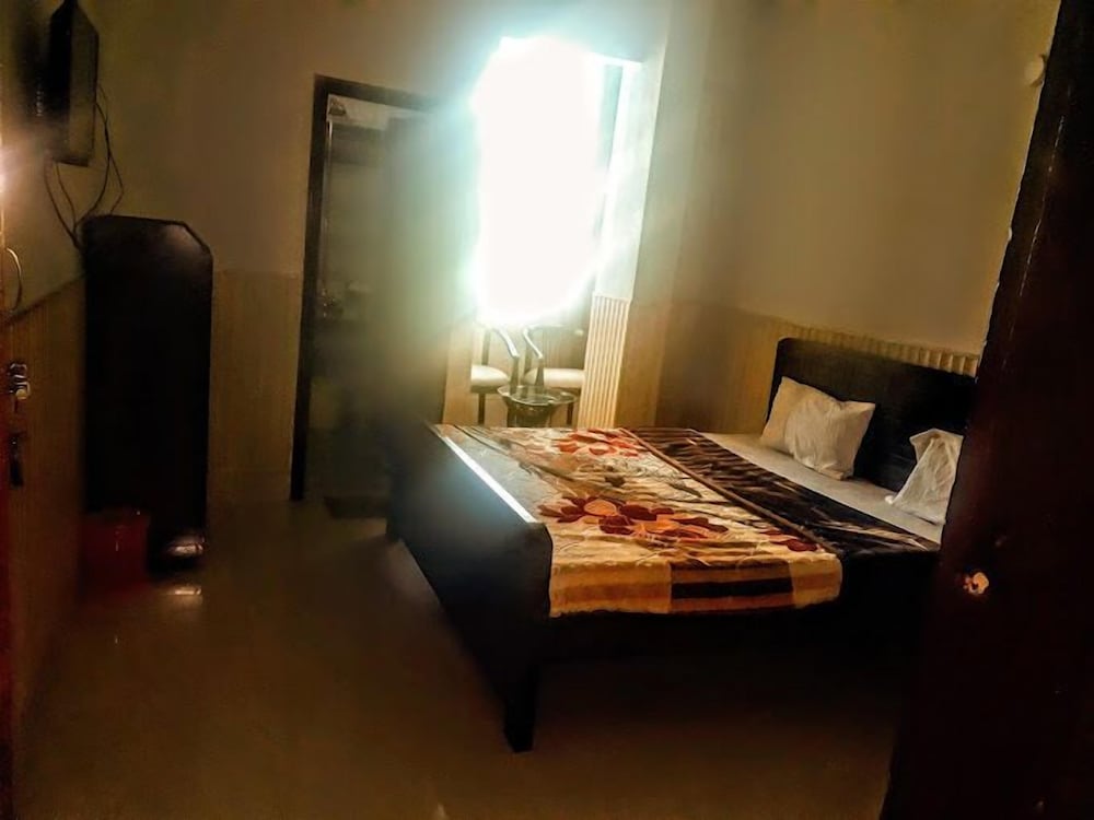 Deluxe Double Room photo 3