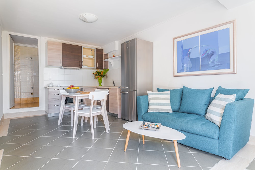 Apartment, 2 Bedrooms, Sea View (Kyma) photo 1