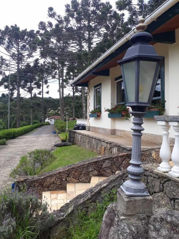 Standard Chalet, 1 Bedroom, Mountain View - Photo 3