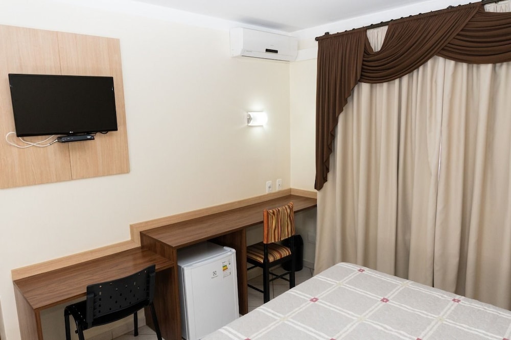 Deluxe Triple Room - Photo 1