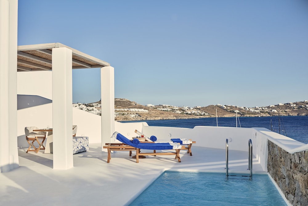 Honeymoon Suite, Private Pool, Sea View - Photo 4
