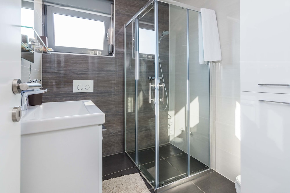 Superior Apartment, 2 Bedrooms, Jetted Tub, Executive Level photo 3