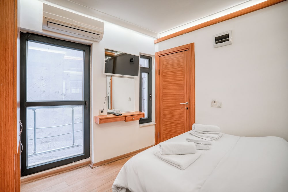 Economy Room photo 2