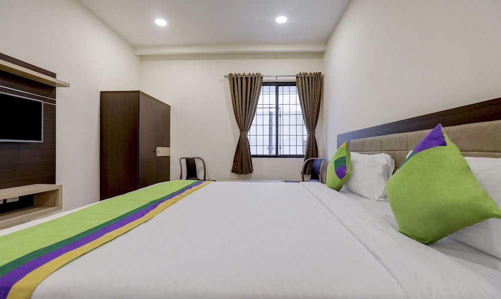 Standard Double or Twin Room - Photo 3