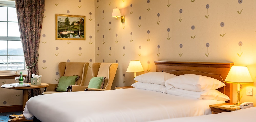 Double or Twin Room (Loch View ) photo 2