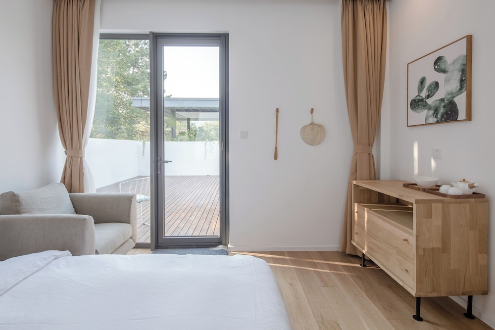 Standard Twin Room, Courtyard View photo 2