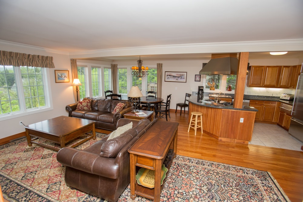 Standard Room (Resort Home 623B)