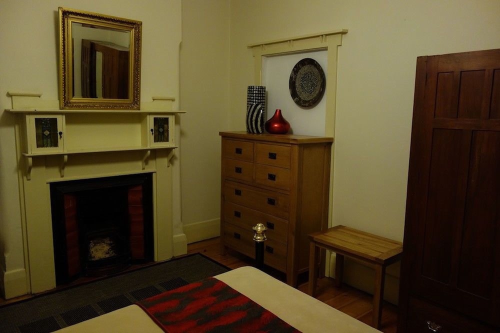 Four-Bedroom House photo 3