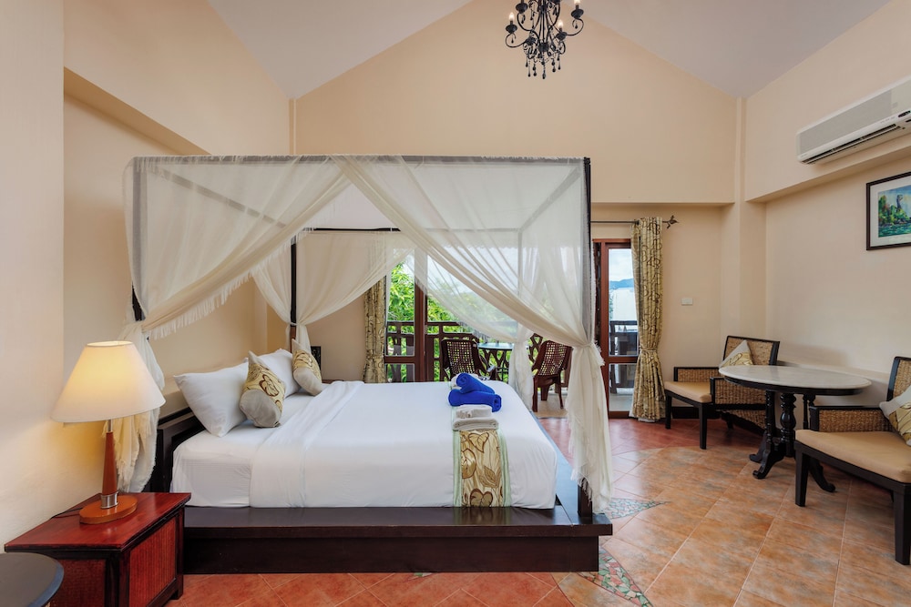 Honeymoon Suite Room photo 3