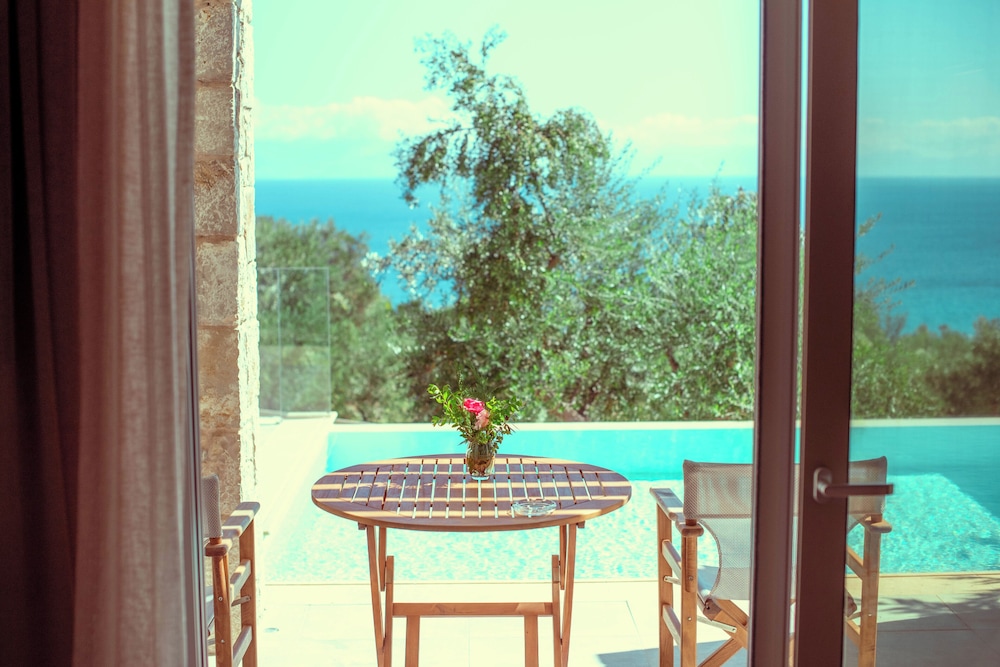 Suite, Private Pool photo 2