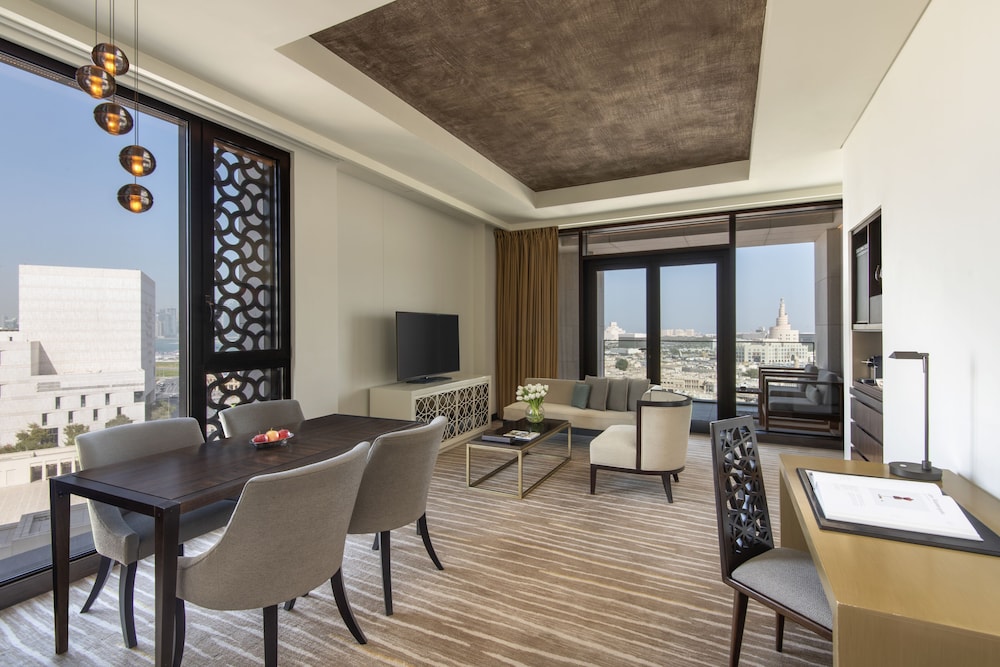 Souq Suite, 1 Bedroom with 1 King-Size Bed, Terrace with Souq Waqif Views and Living Area photo 3