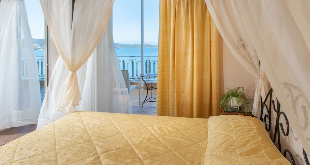 Junior Suite, Sea View - Photo 11
