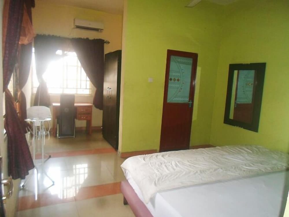 Standard Double Room photo 2