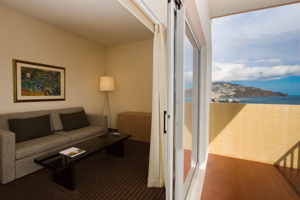 Executive Suite Single Occupancy Sea View photo 3