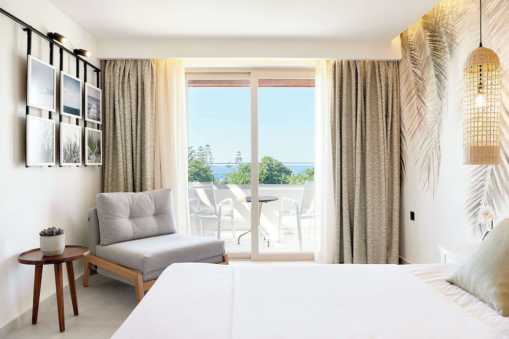 Standard Room, Sea View photo 1