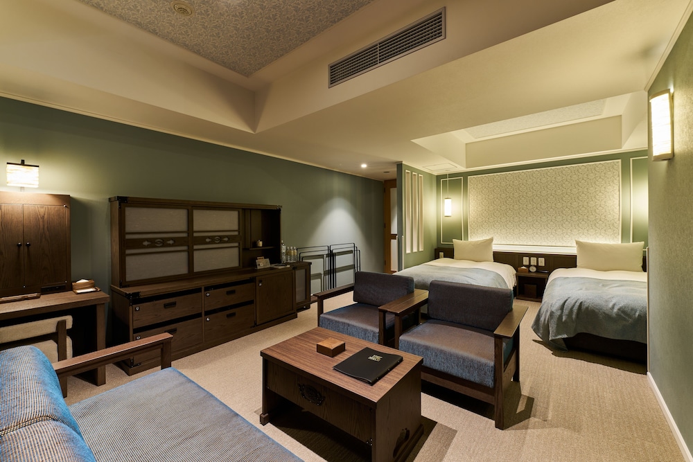 Standard Quadruple Room, 4 Bedrooms, Non Smoking - Photo 4