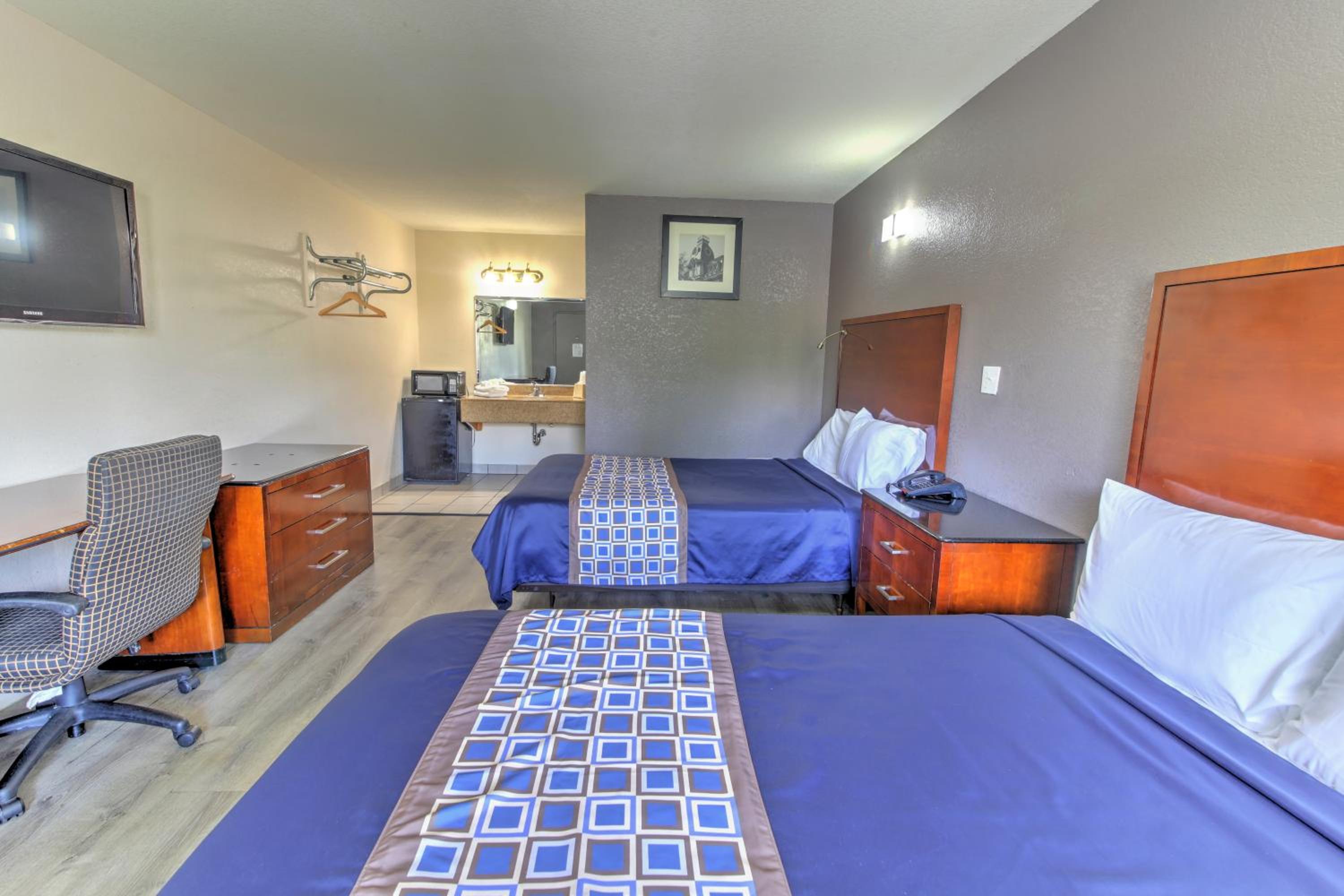 Budget Double Room - Non-Smoking - Photo 5