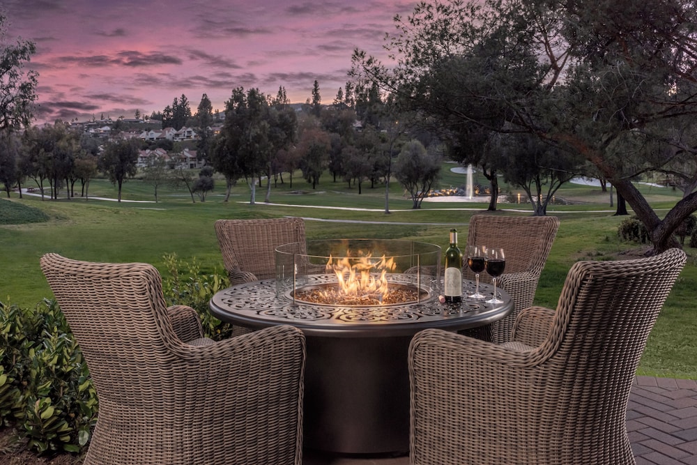 Studio Suite with Firepit - Photo 5
