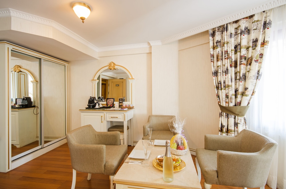 Triple Room photo 2