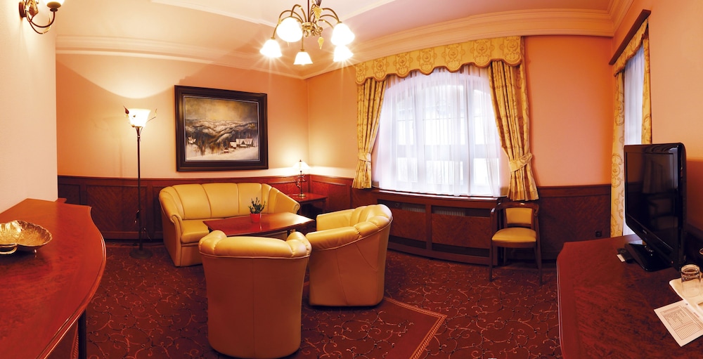 Royal Suite photo 3