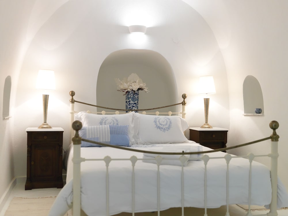Adrales Cave House