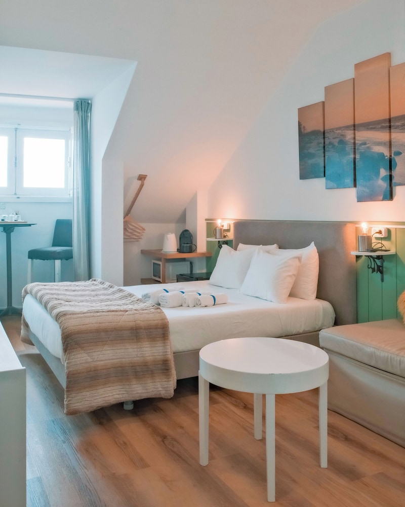 Comfort Room photo 2