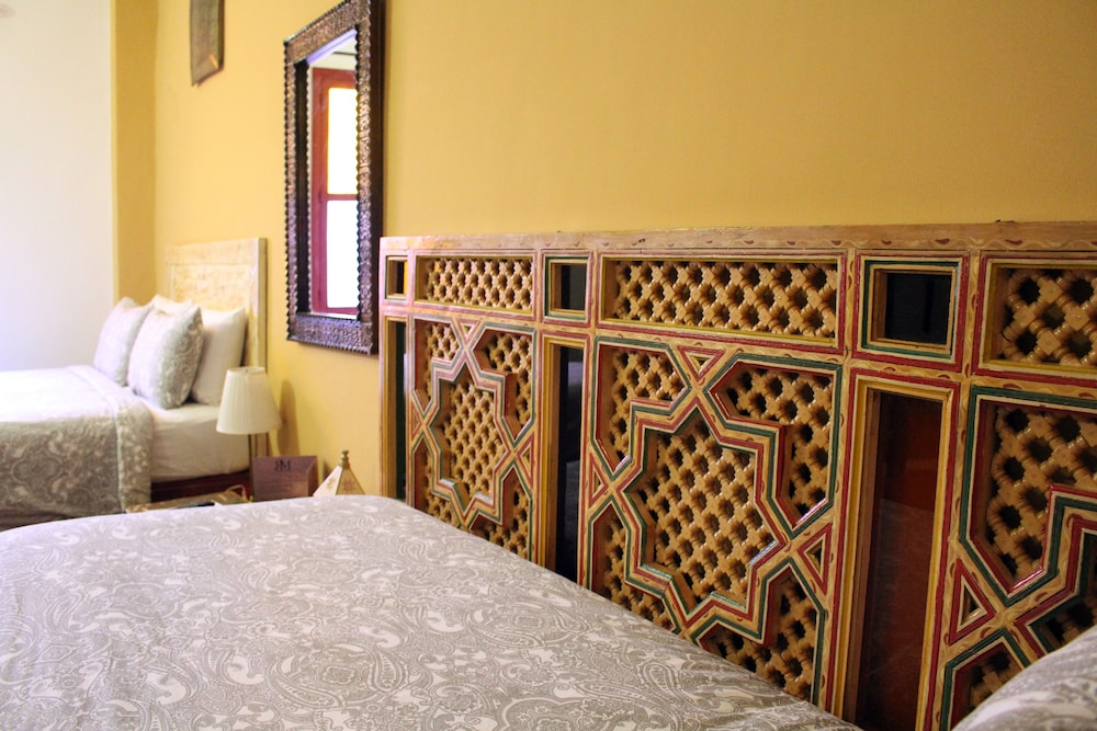 Traditional Triple Room, Terrace