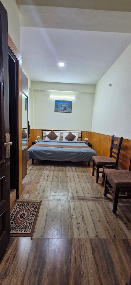 Superior Double Room, Balcony, Valley View